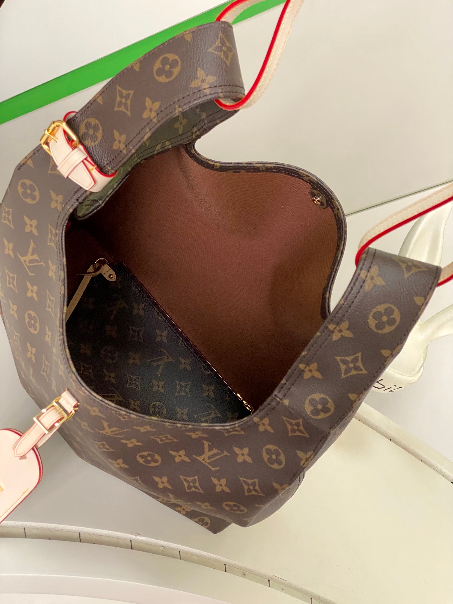 Louis Vuitton Shopping Bags